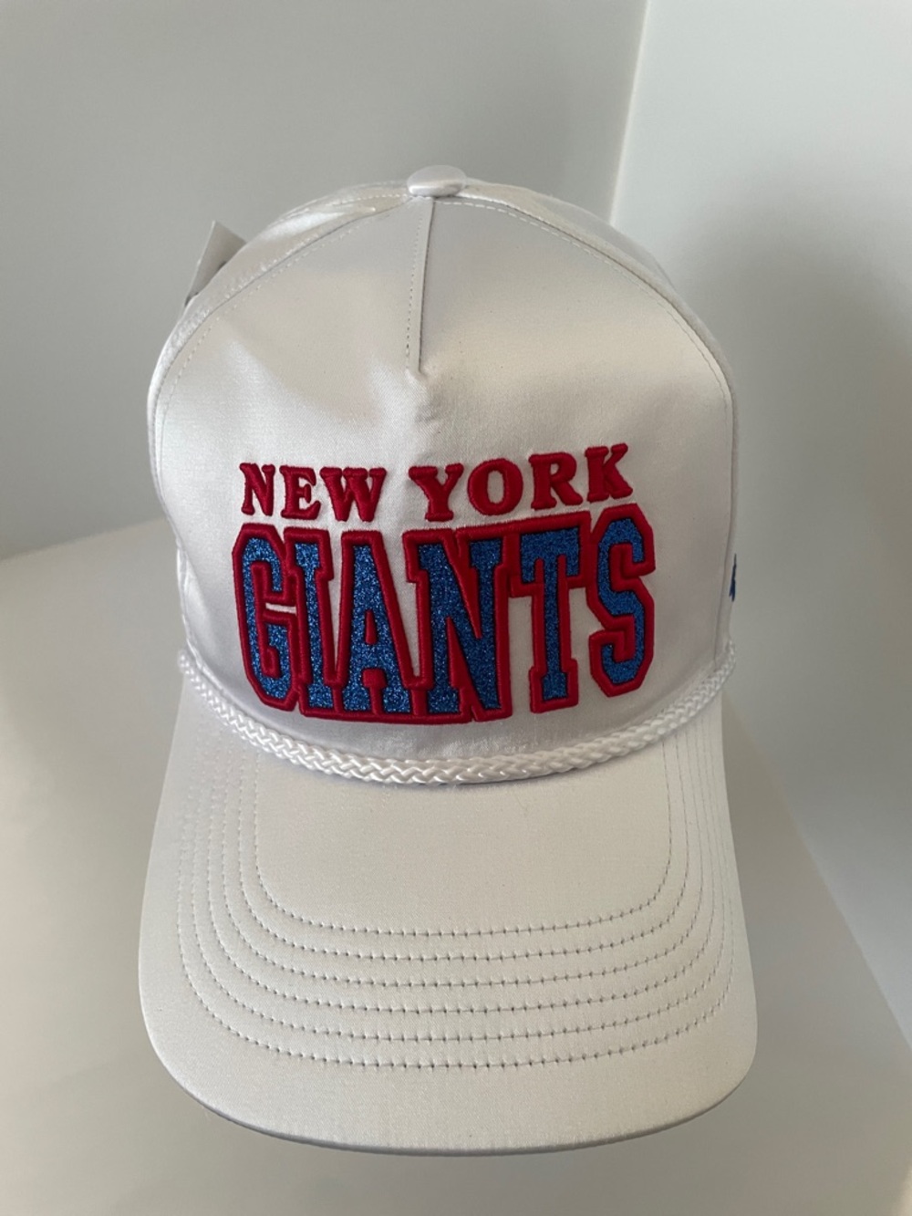 47 Brand White New York Giants Satin Cap with Red and Blue Embroidery